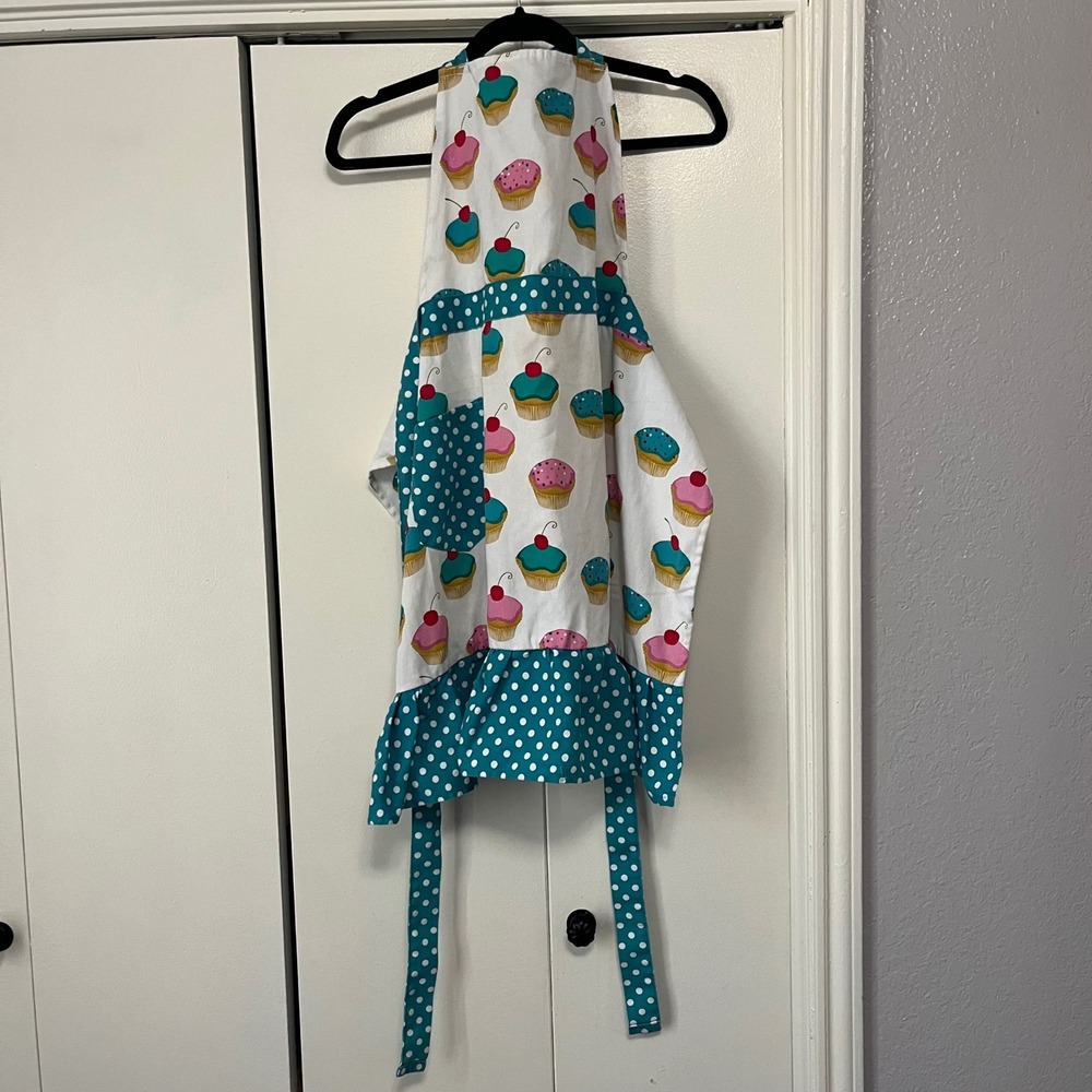 Gourmet Club Women's Cupcake Apron Teal Polka Dot Ruffle‎ Kitchen Baking Fun